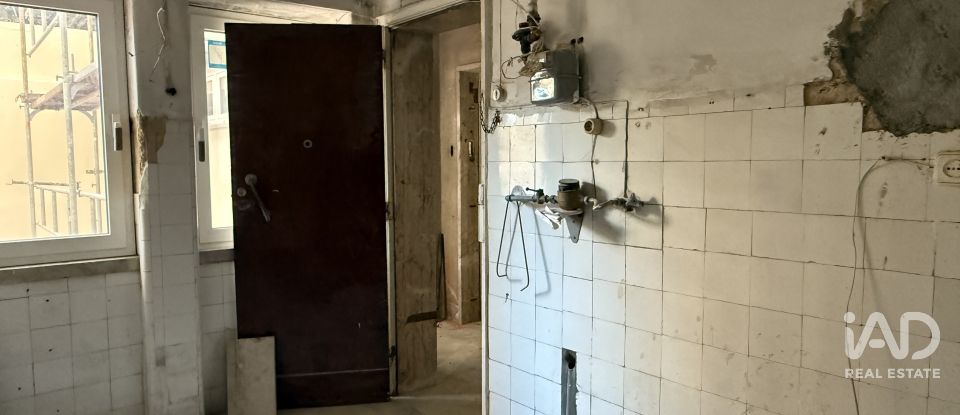 Apartamento T1 em Campolide de 46 m²