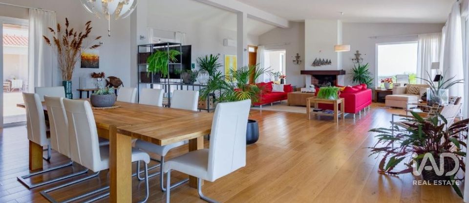 Moradia T5 em Bensafrim e Barão de São João de 412 m²