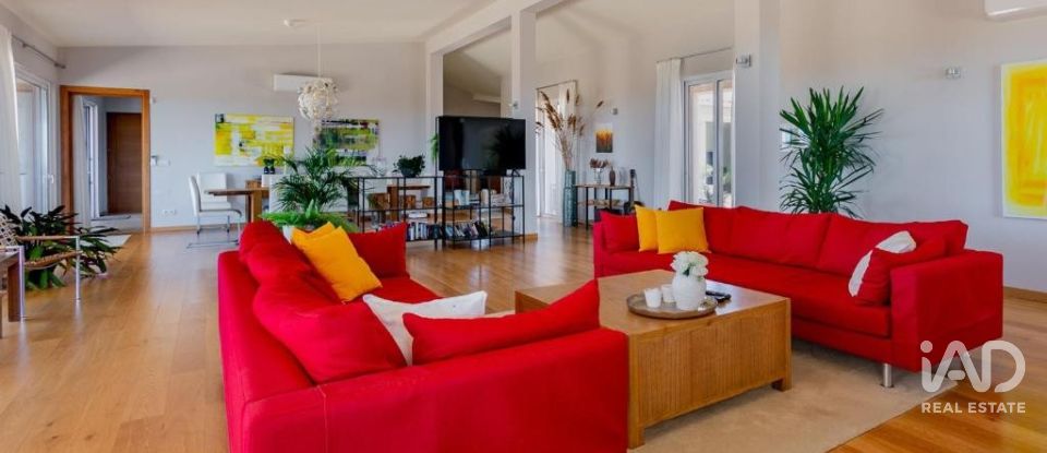 Moradia T5 em Bensafrim e Barão de São João de 412 m²