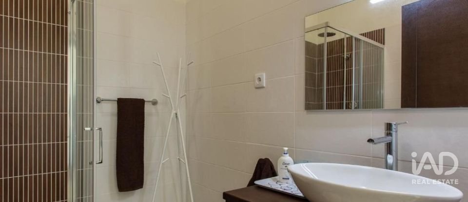 Moradia T5 em Bensafrim e Barão de São João de 412 m²