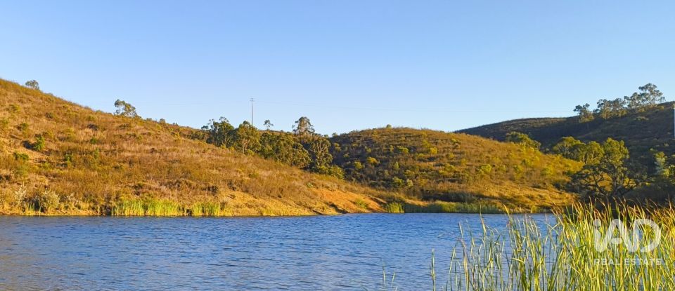 Moradia T5 em Bensafrim e Barão de São João de 412 m²