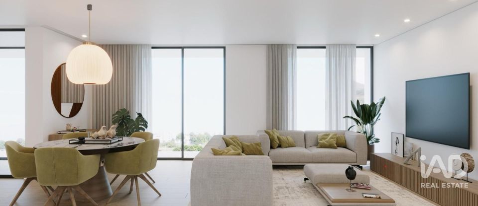 Apartamento T3 em Margaride (Santa Eulália), Várzea, Lagares, Varziela e Moure de 171 m²