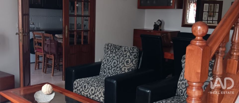 Moradia T3 em Nazaré de 96 m²