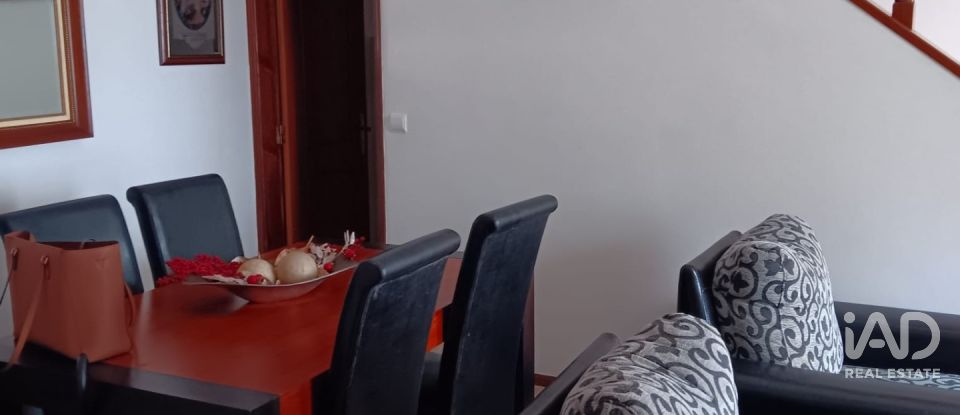 Moradia T3 em Nazaré de 96 m²