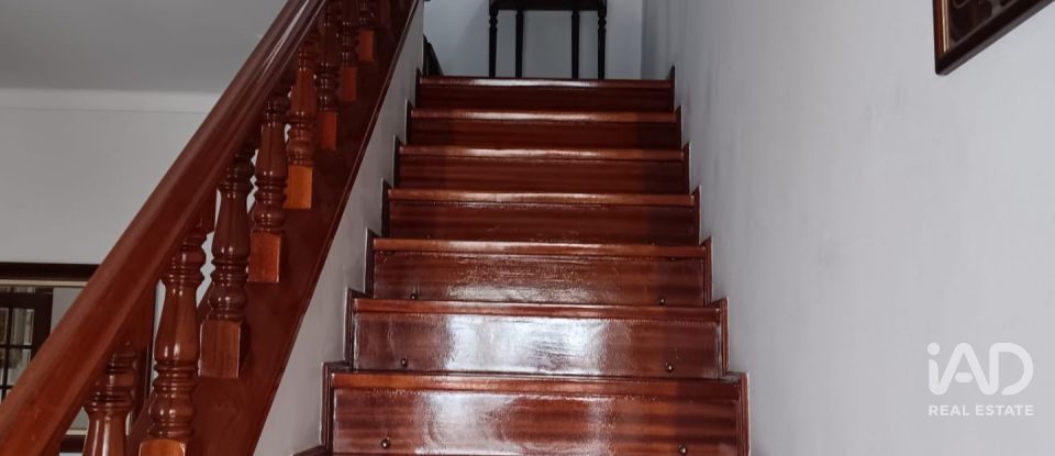 Moradia T3 em Nazaré de 96 m²