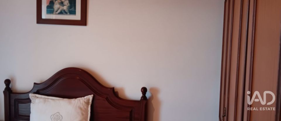 Moradia T3 em Nazaré de 96 m²