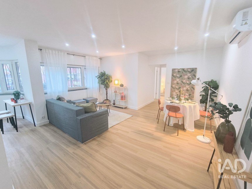 Apartamento T2 em Olivais de 66 m²