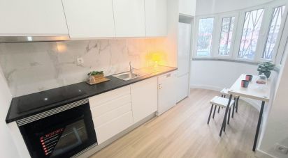 Apartamento T2 em Olivais de 66 m²