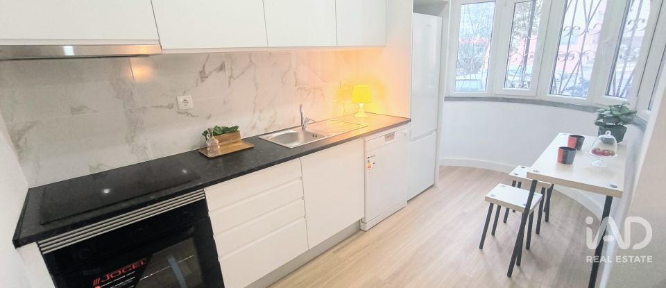 Apartamento T2 em Olivais de 66 m²