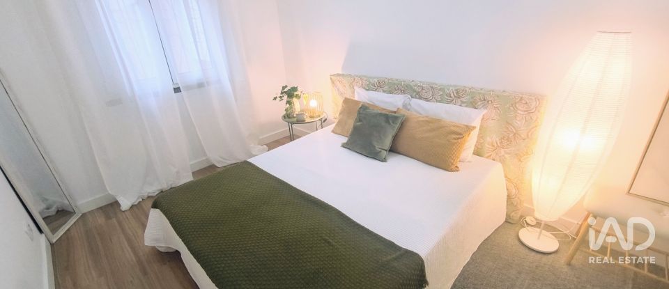 Apartamento T2 em Olivais de 66 m²