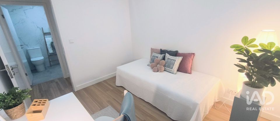 Apartamento T2 em Olivais de 66 m²