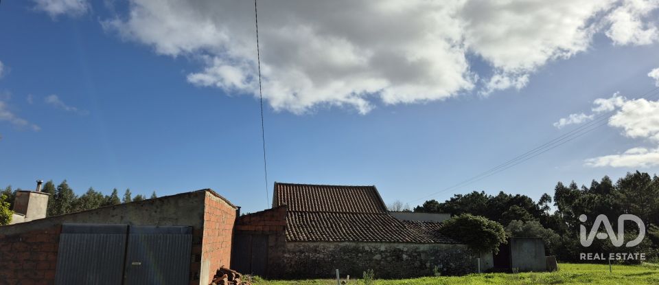 Moradia T3 em Caldas da Rainha - Santo Onofre e Serra do Bouro de 93 m²