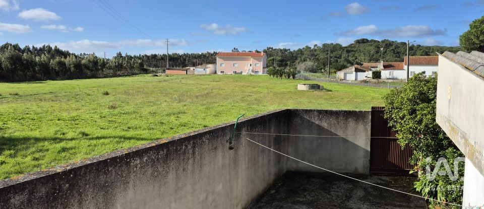 Moradia T3 em Caldas da Rainha - Santo Onofre e Serra do Bouro de 93 m²