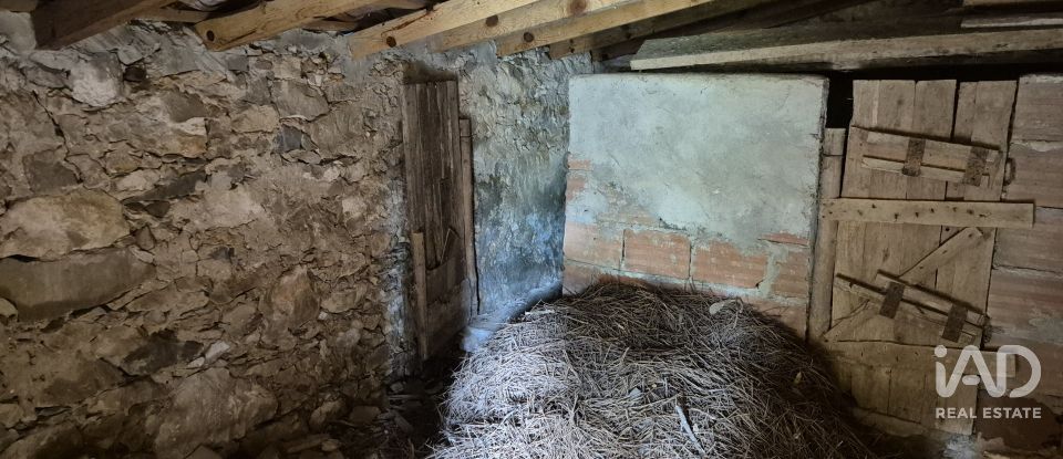 Moradia T3 em Caldas da Rainha - Santo Onofre e Serra do Bouro de 93 m²