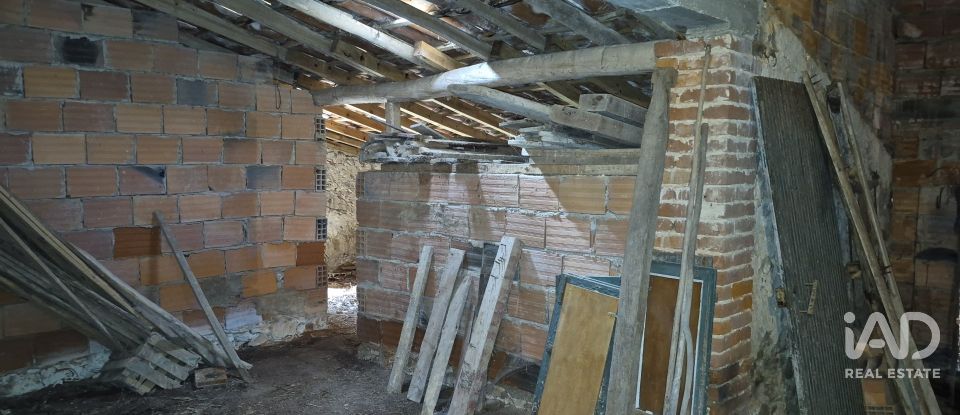 Moradia T3 em Caldas da Rainha - Santo Onofre e Serra do Bouro de 93 m²