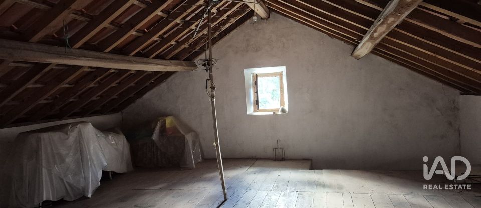 Moradia T3 em Caldas da Rainha - Santo Onofre e Serra do Bouro de 93 m²