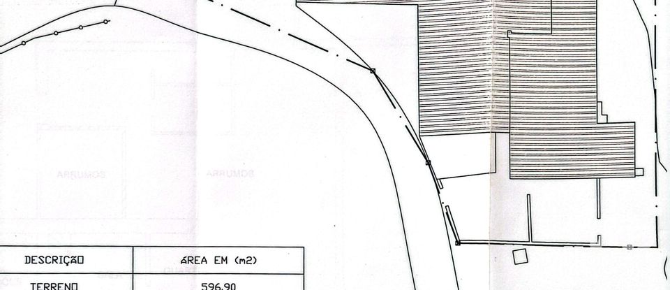 Moradia T3 em Caldas da Rainha - Santo Onofre e Serra do Bouro de 93 m²