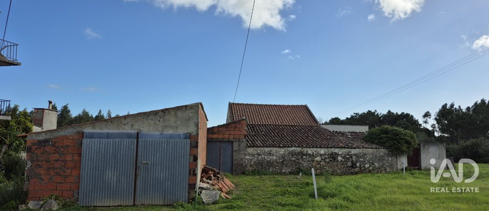 Moradia T3 em Caldas da Rainha - Santo Onofre e Serra do Bouro de 93 m²