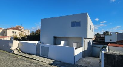 Apartment T3 in Oliveira do Douro of 120 m²