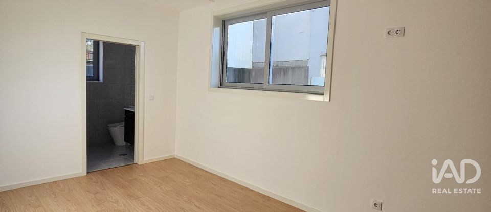 Appartement T3 à Oliveira do Douro de 120 m²