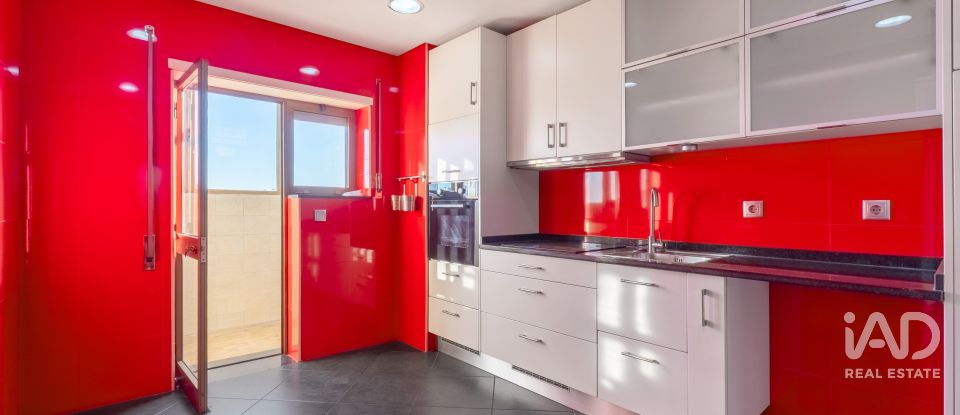 Apartamento T4 em São Mamede de Infesta e Senhora da Hora de 116 m²