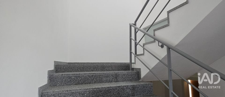 Appartement T3 à Oliveira do Douro de 121 m²