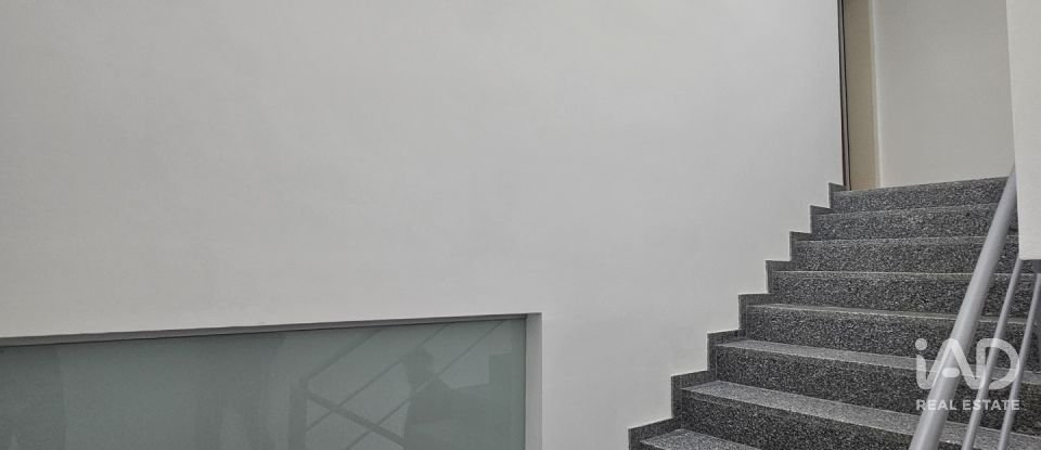 Appartement T3 à Oliveira do Douro de 121 m²