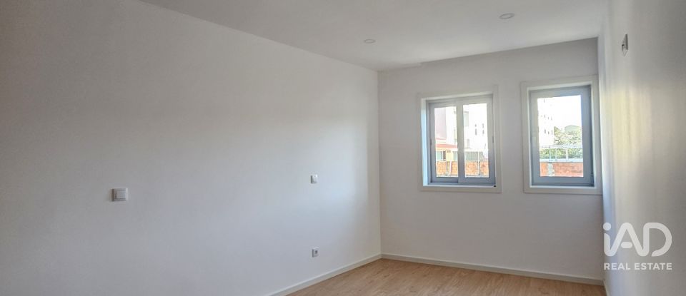 Appartement T3 à Oliveira do Douro de 121 m²