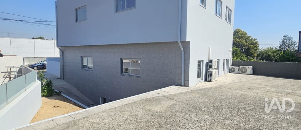 Appartement T3 à Oliveira do Douro de 121 m²