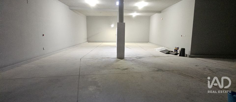 Appartement T3 à Oliveira do Douro de 121 m²