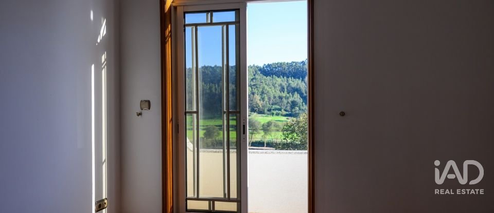 Moradia T4 em Beduído e Veiros de 258 m²