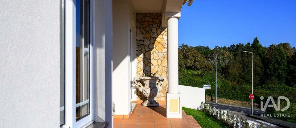 Moradia T4 em Beduído e Veiros de 258 m²