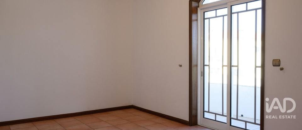 Moradia T4 em Beduído e Veiros de 258 m²