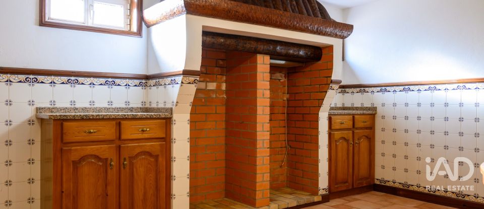 Moradia T4 em Beduído e Veiros de 258 m²