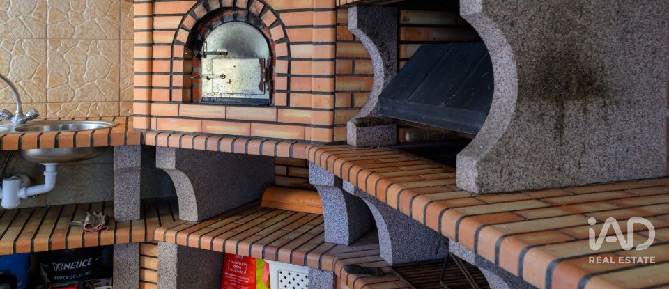 Moradia T4 em Beduído e Veiros de 258 m²