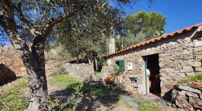 Bâtiment à Penha Garcia de 20 m²