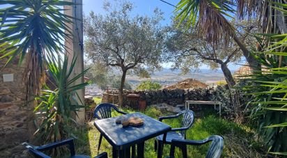 Bâtiment à Penha Garcia de 20 m²