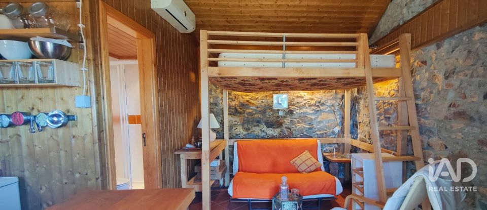 Bâtiment à Penha Garcia de 20 m²