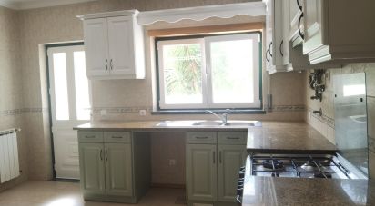 Maison T4 à Foz do Arelho de 180 m²