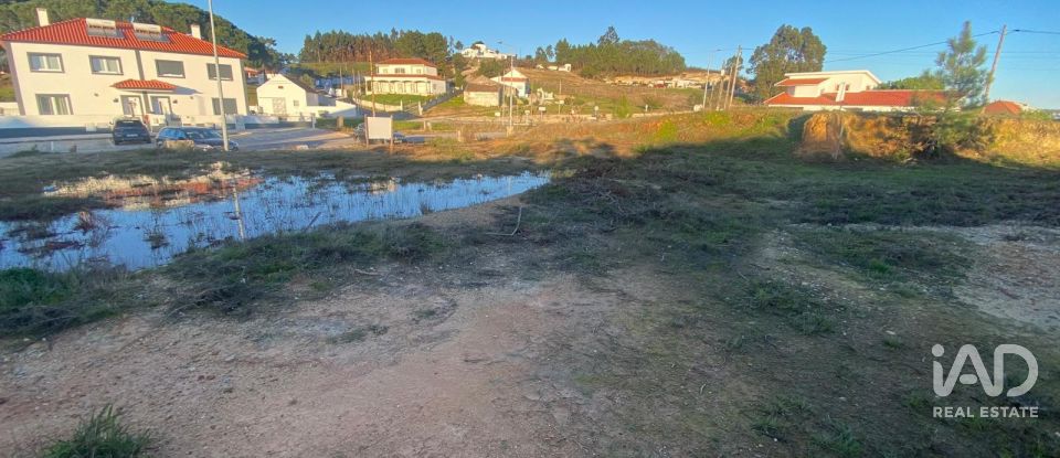 Terreno urbano em Olhalvo de 362 m²