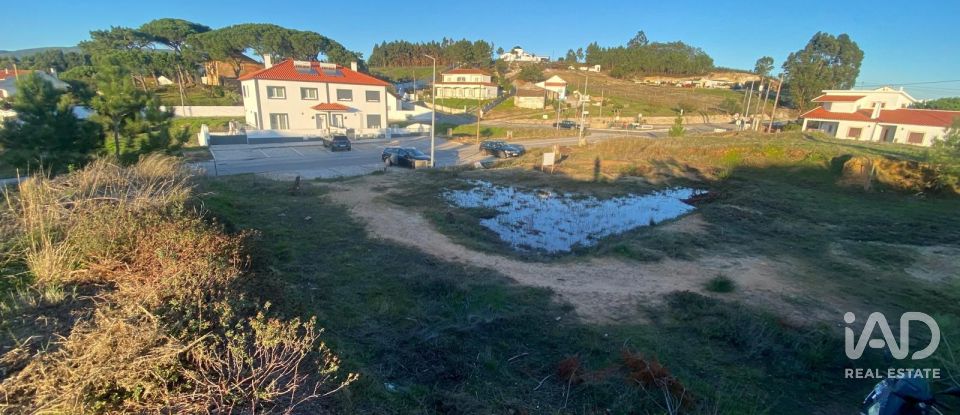 Terreno urbano em Olhalvo de 362 m²