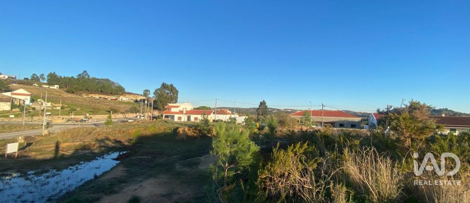 Terreno urbano em Olhalvo de 362 m²