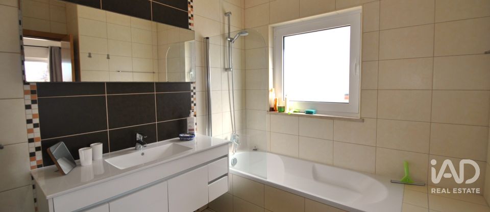 Moradia T3 em Albufeira e Olhos de Água de 144 m²