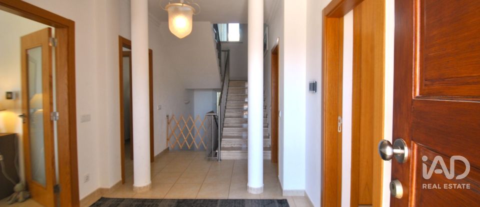 Moradia T3 em Albufeira e Olhos de Água de 144 m²