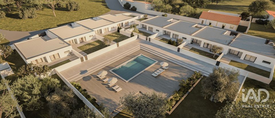 Terrain à Alcoentre de 9 246 m²