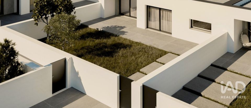 Terrain à Alcoentre de 9 246 m²