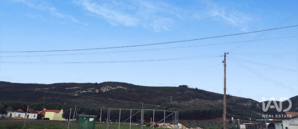 Terrain à Alcoentre de 9 246 m²