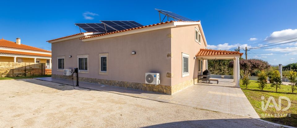 Maison T3 à Caldas da Rainha - Santo Onofre e Serra do Bouro de 135 m²