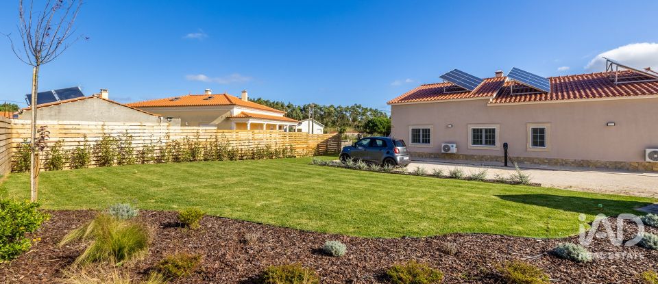 Maison T3 à Caldas da Rainha - Santo Onofre e Serra do Bouro de 135 m²