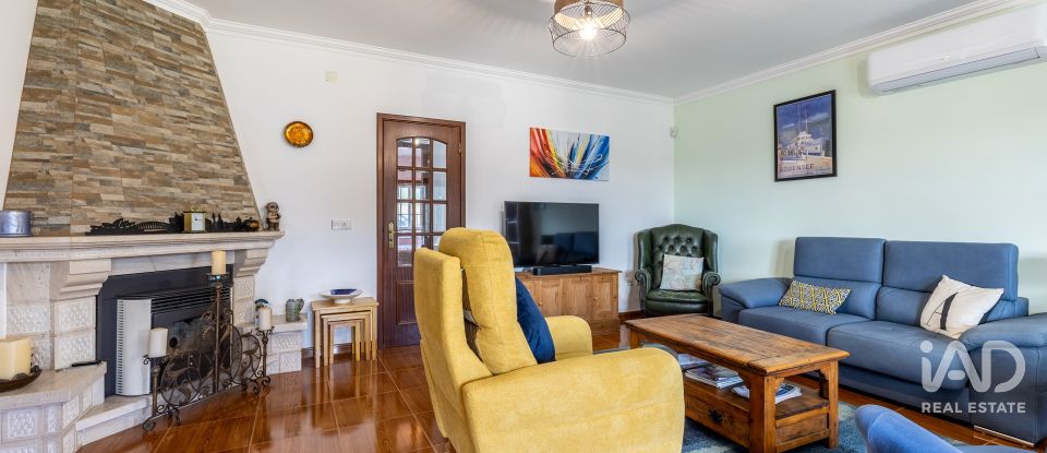 Maison T3 à Caldas da Rainha - Santo Onofre e Serra do Bouro de 135 m²